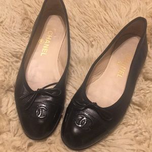Chanel Black Cap Toe, Leather Ballet Flats